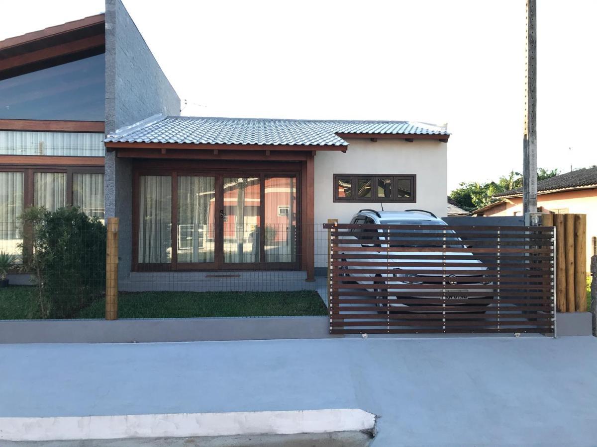Canyons Guest House Praia Grande  Exterior photo