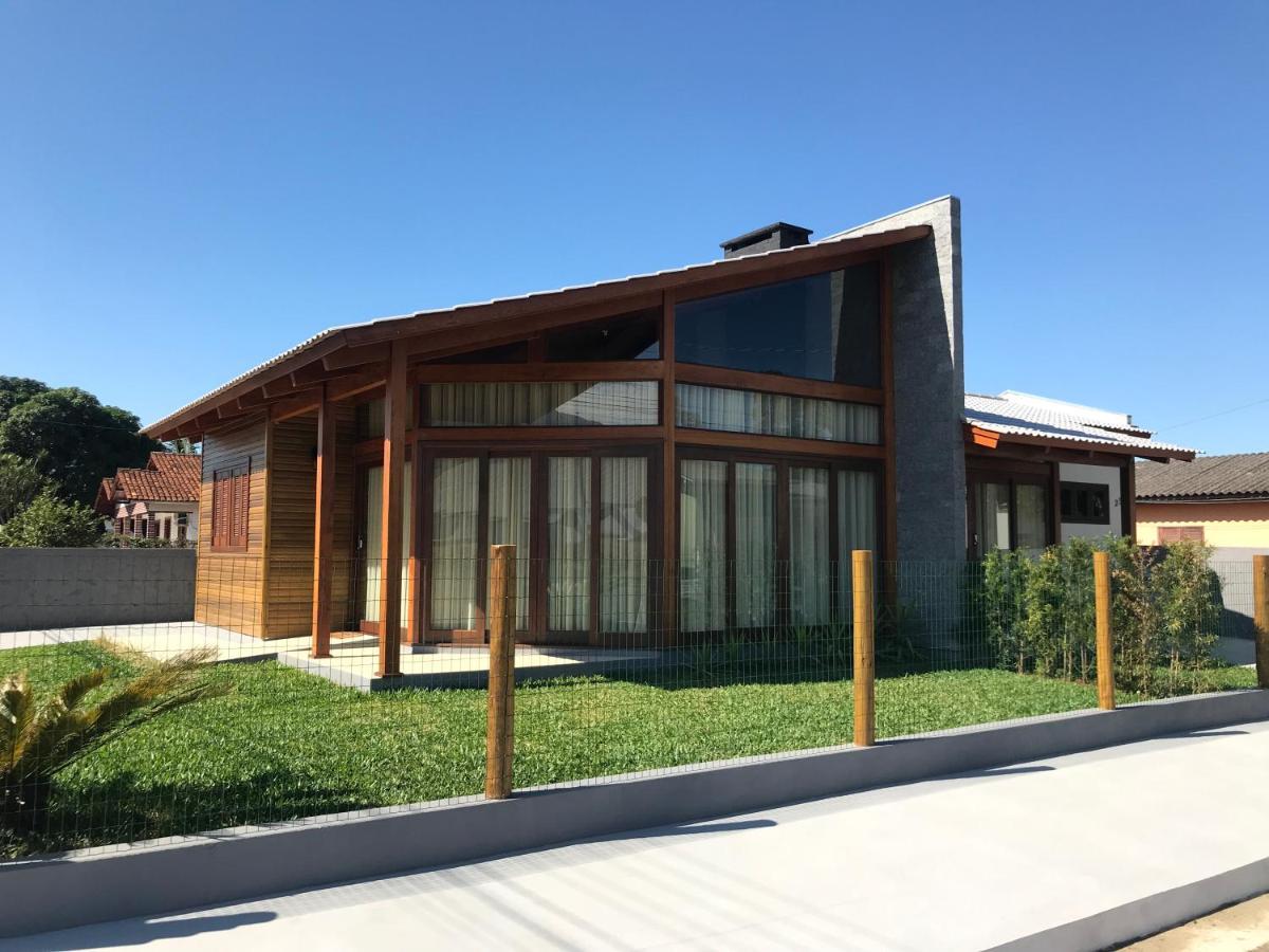 Canyons Guest House Praia Grande  Exterior photo